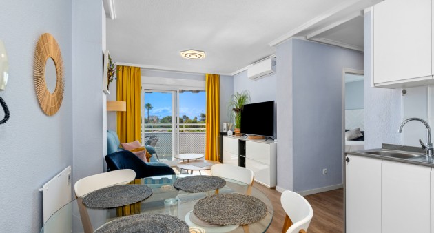 Apartament - Sprzedaż - Torrevieja - Torrevieja