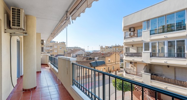 Apartment - Sale - Almoradí - Almoradí