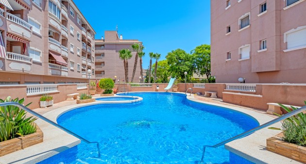 Appartement - Verkoop - Santa Pola - AB-003423