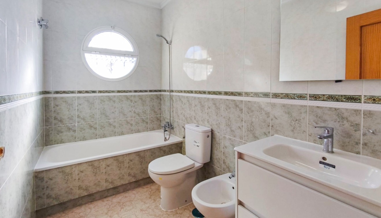 Bruktbolig - Bungalow - Orihuela costa - Los Altos