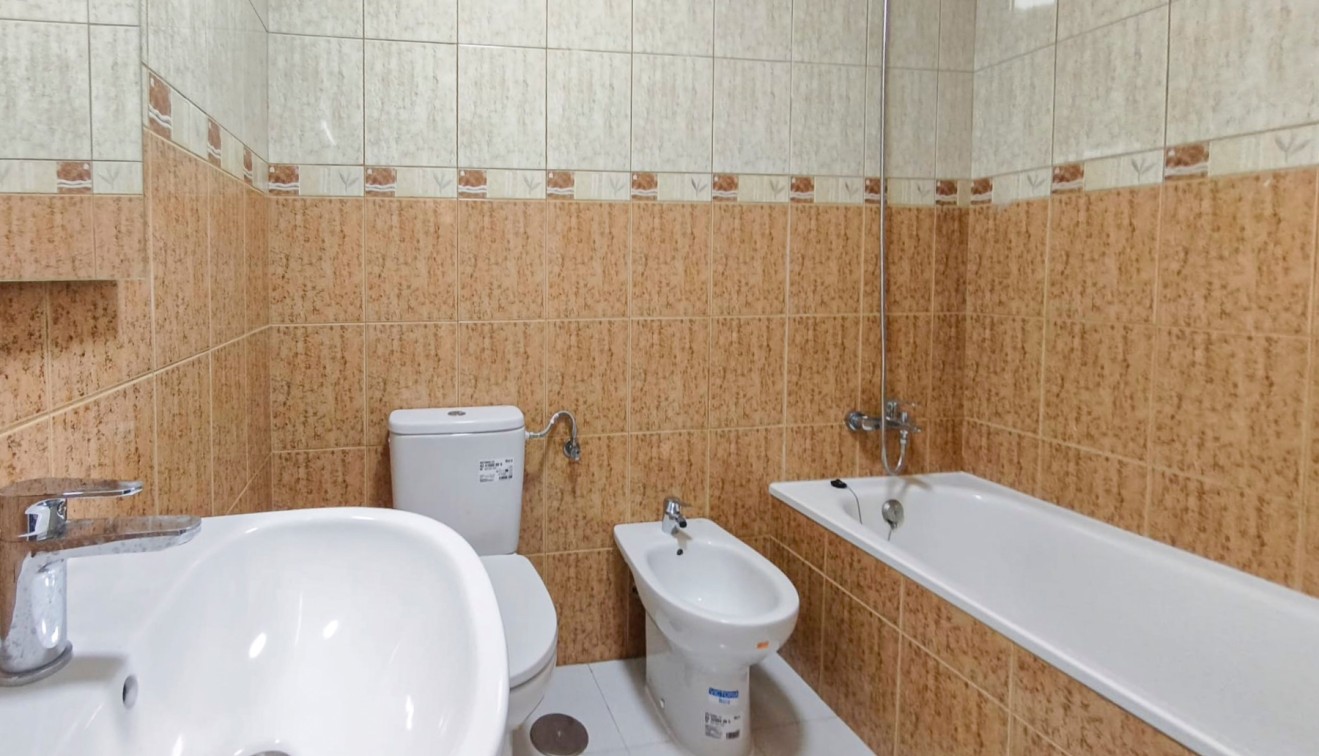 Bruktbolig - Bungalow - Torrevieja - Lago jardin