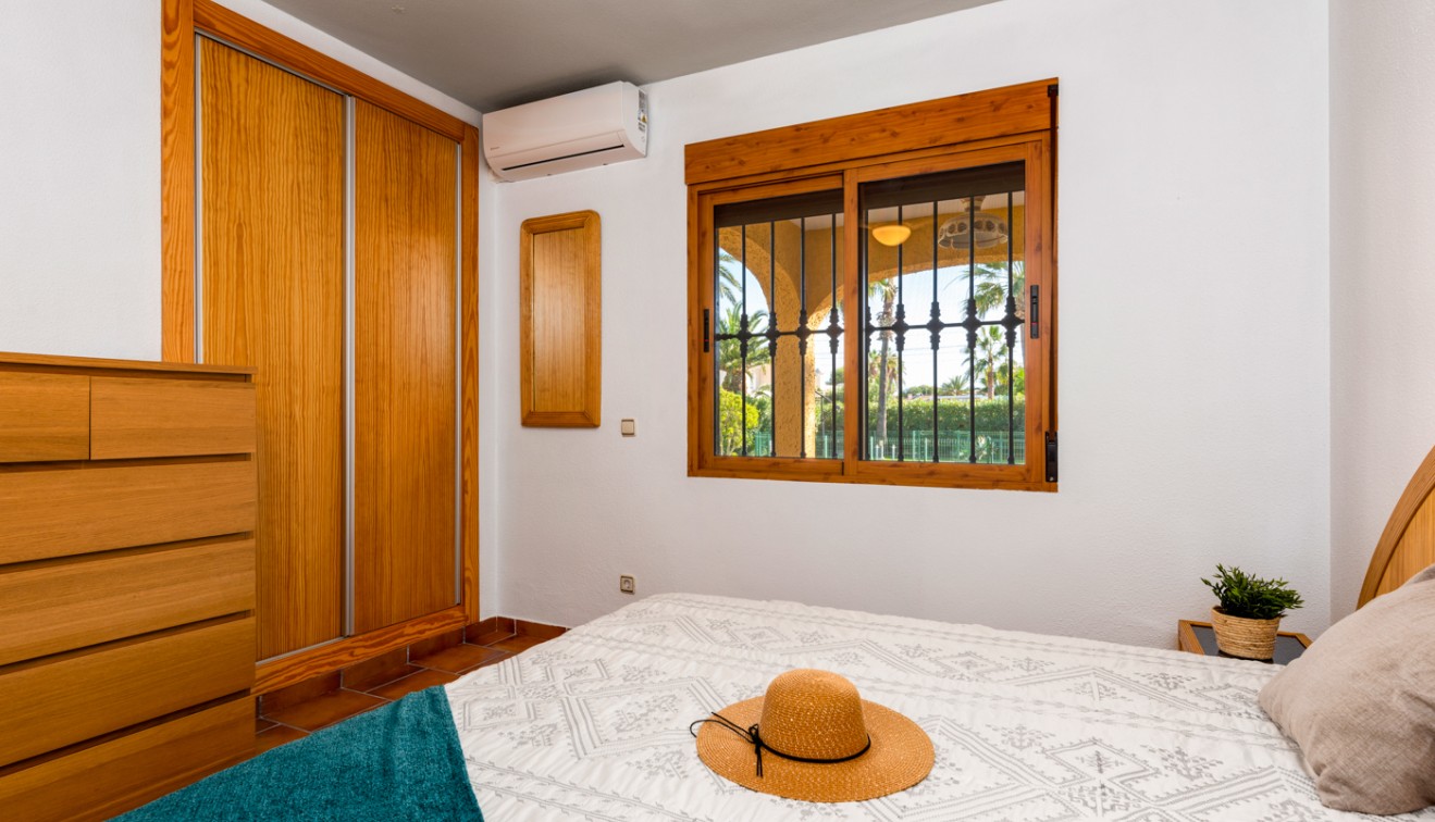 Bruktbolig - Chalet - Cabo Roig