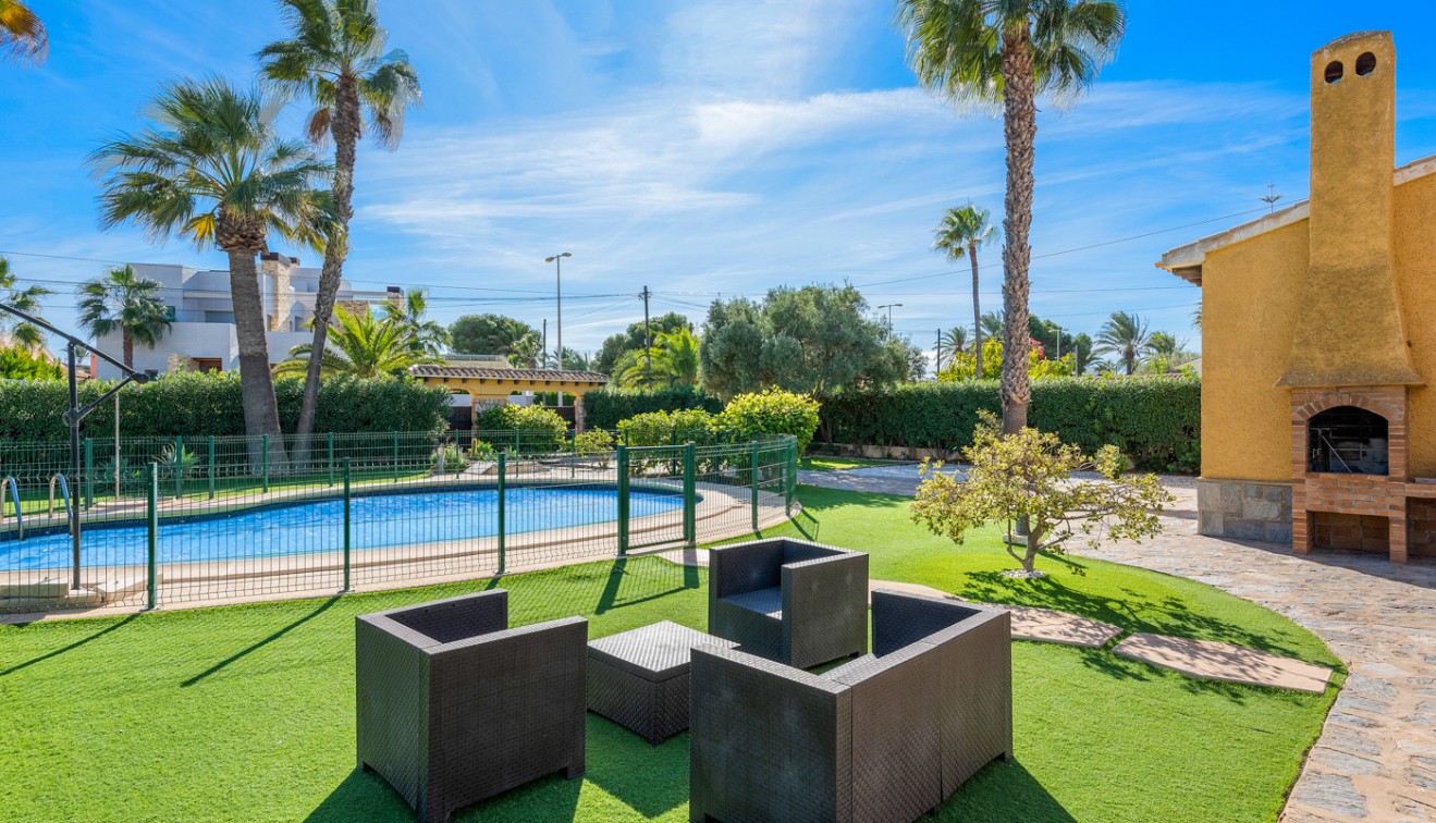 Bruktbolig - Chalet - Cabo Roig