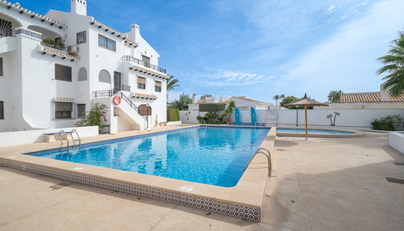 Bruktbolig - Flat - Orihuela costa - Playa Flamenca