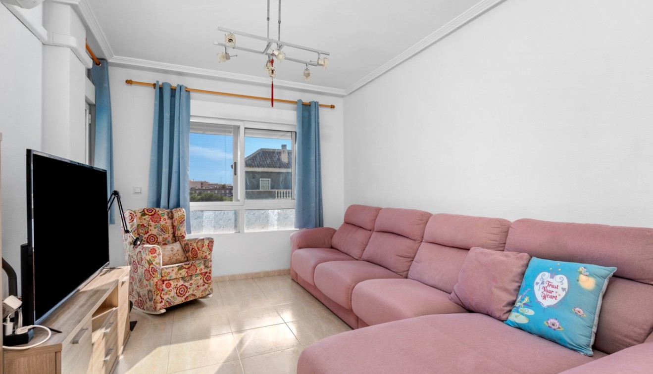 Bruktbolig - Leilighet - Alicante - El Campello