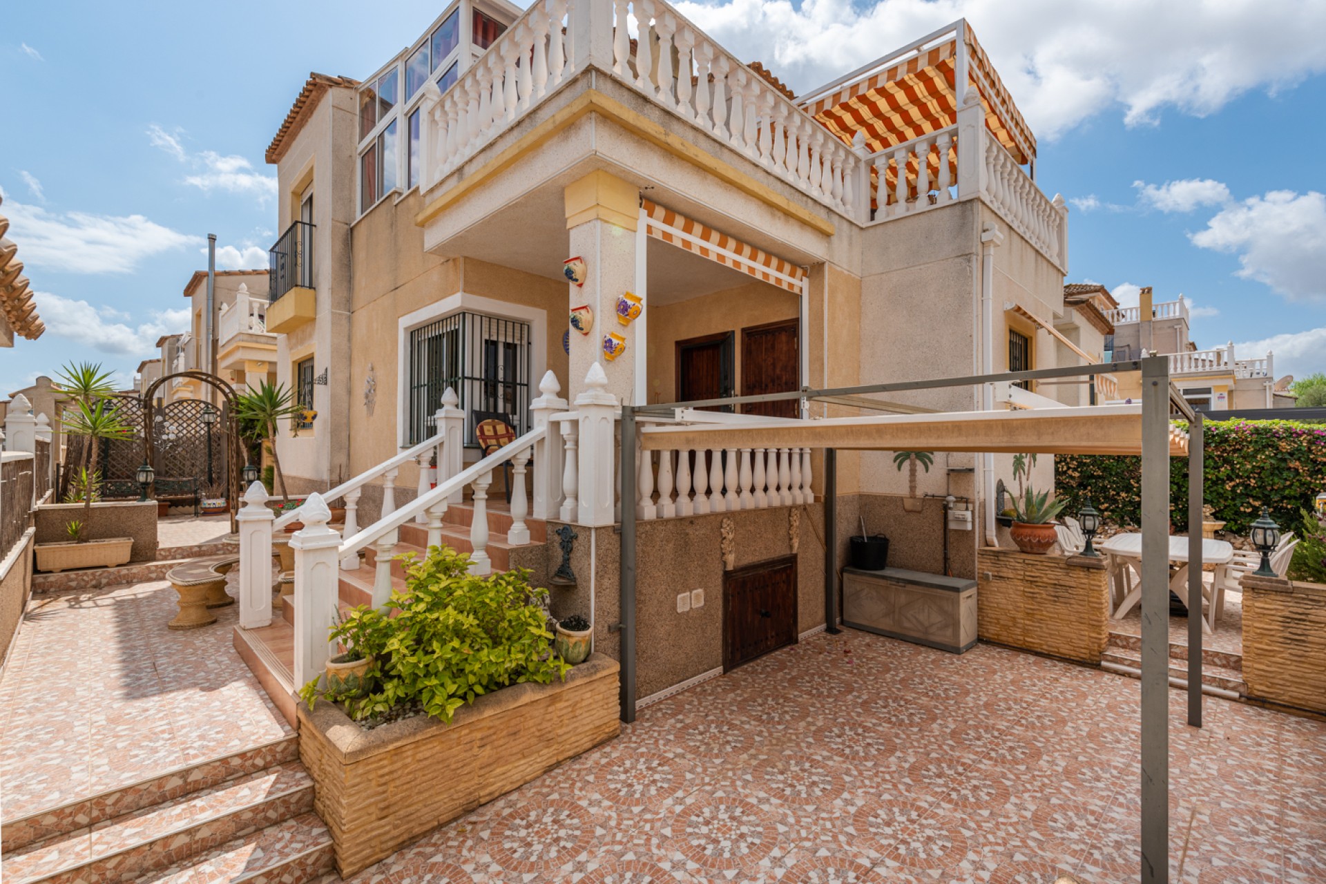 Bruktbolig - Villa - Algorfa - Algorfa - Urb. Montebello