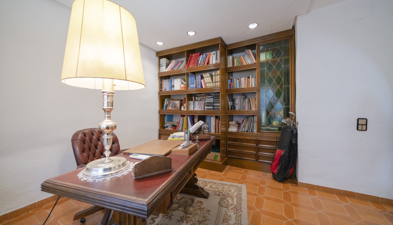 Bruktbolig - Villa - Elche/Elx