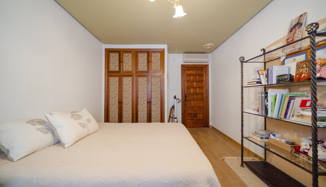 Bruktbolig - Villa - Elche/Elx