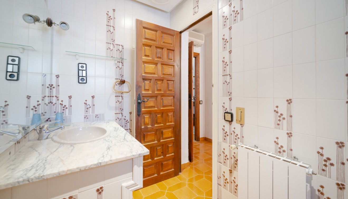 Bruktbolig - Villa - Elche/Elx