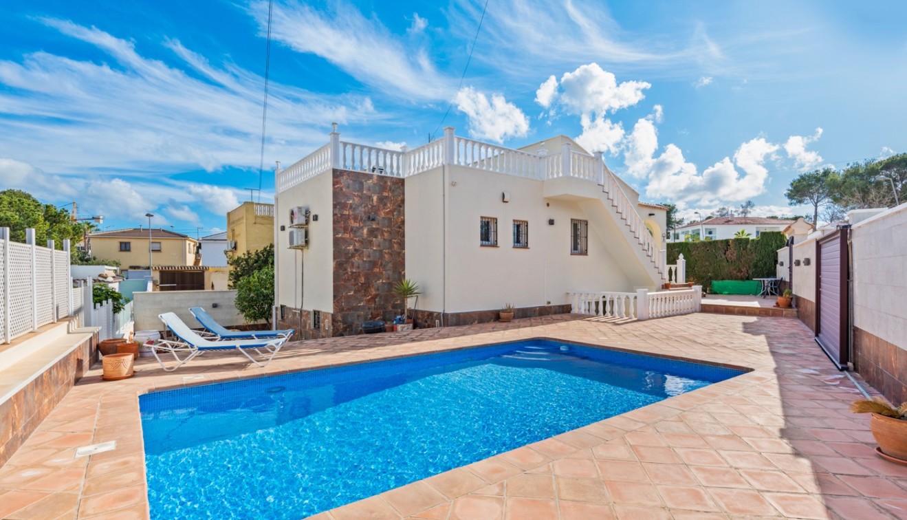 Bruktbolig - Villa - Torrevieja - Los Balcones