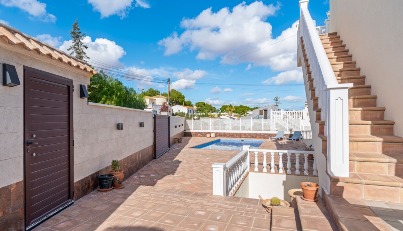 Bruktbolig - Villa - Torrevieja - Los Balcones