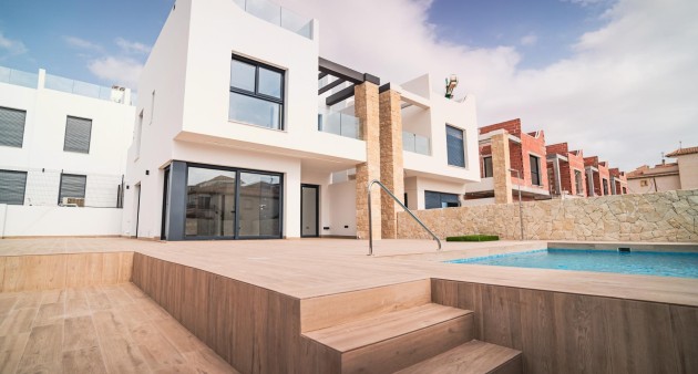 Chalet - Nueva construcción  - Orihuela costa - Punta Prima