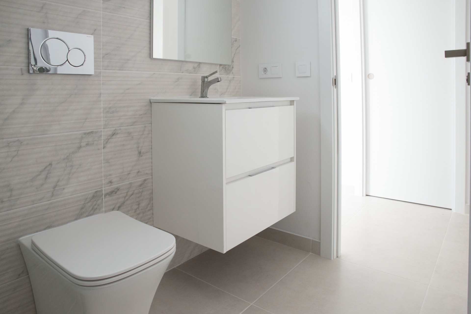 New Build - Villa - Busot, zona Bonalba Golf (Alicante) - Spain