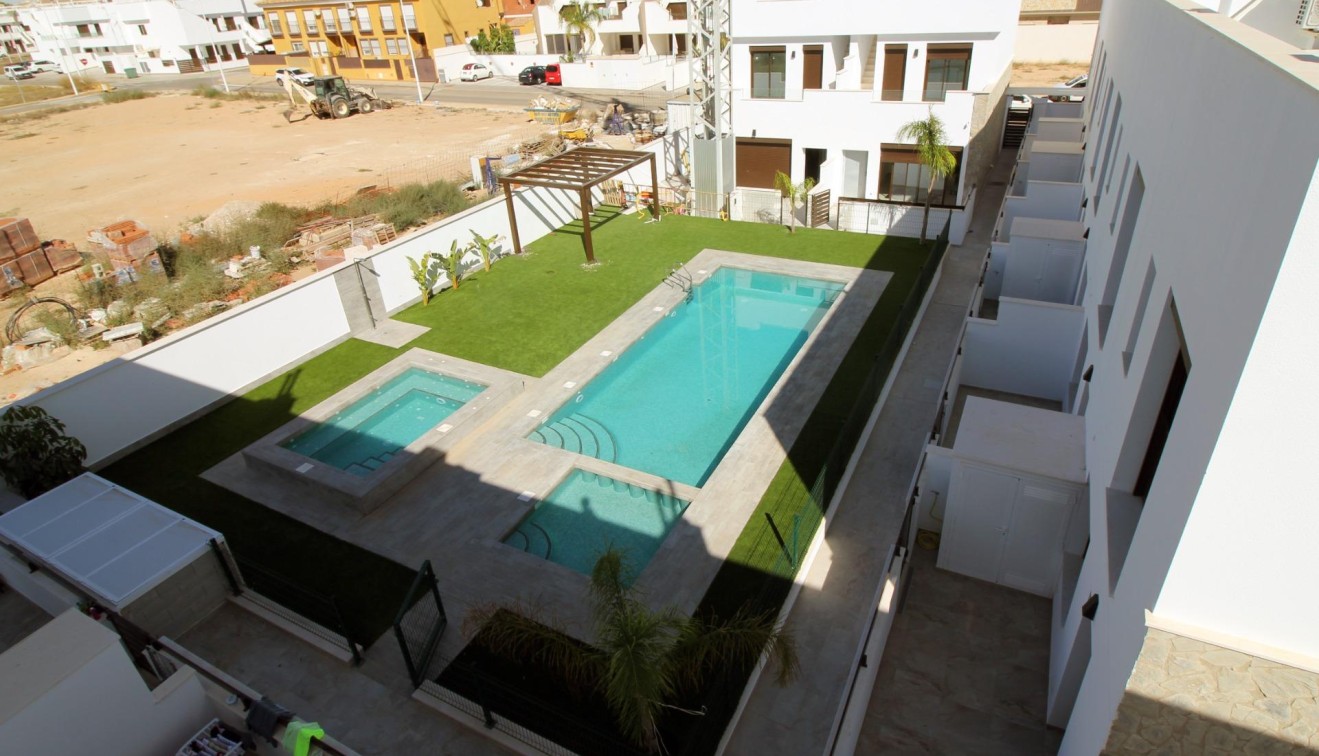 Nieuwbouw - Town House - Pilar de La Horadada - parque Andromeda