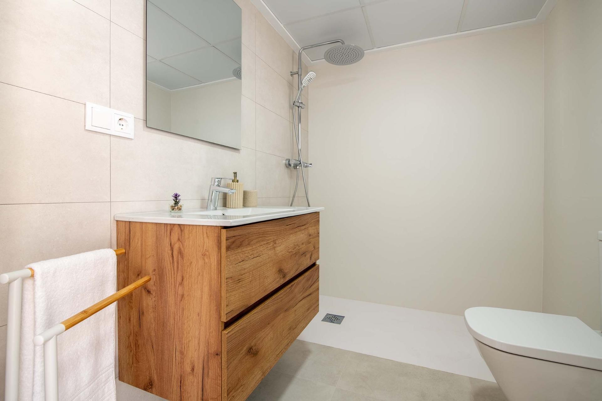 Novostavba - Town House - Cox - San Fernando