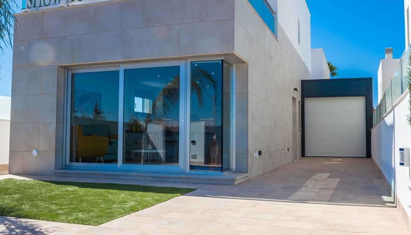 Novostavba - Villa - Los Alcázares - Torre del Rame