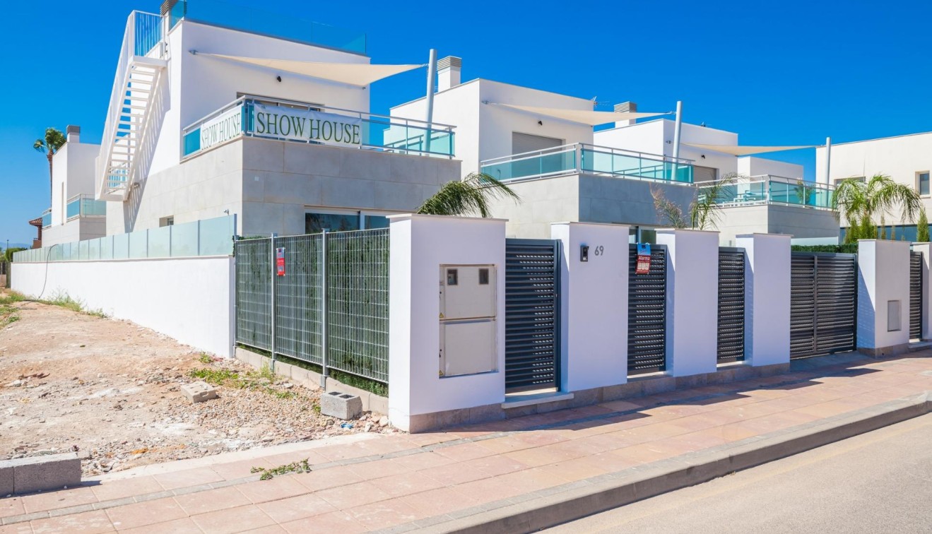 Novostavba - Villa - Los Alcázares - Torre del Rame