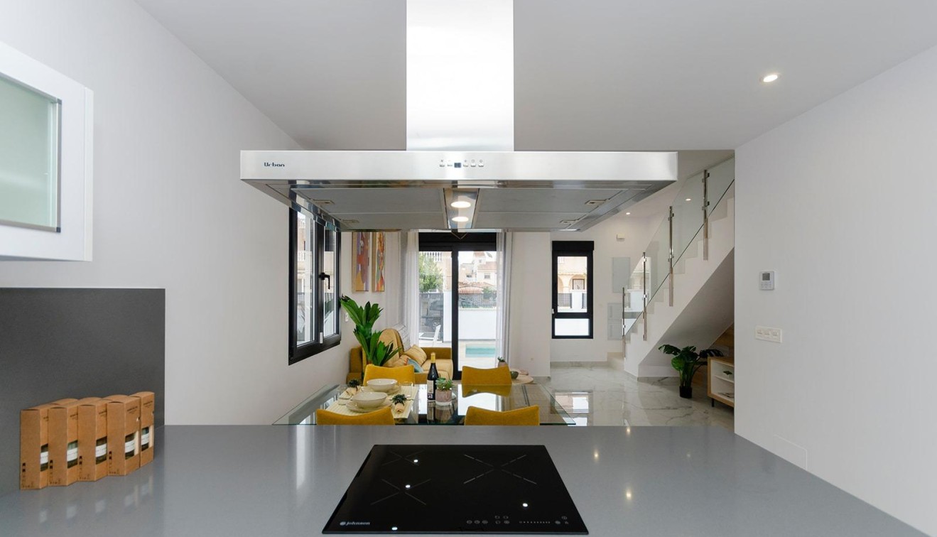 Novostavba - Villa - Torrevieja - Torretas