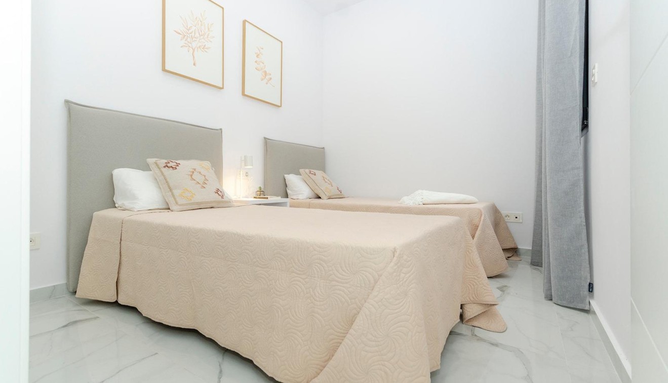 Novostavba - Villa - Torrevieja - Torretas