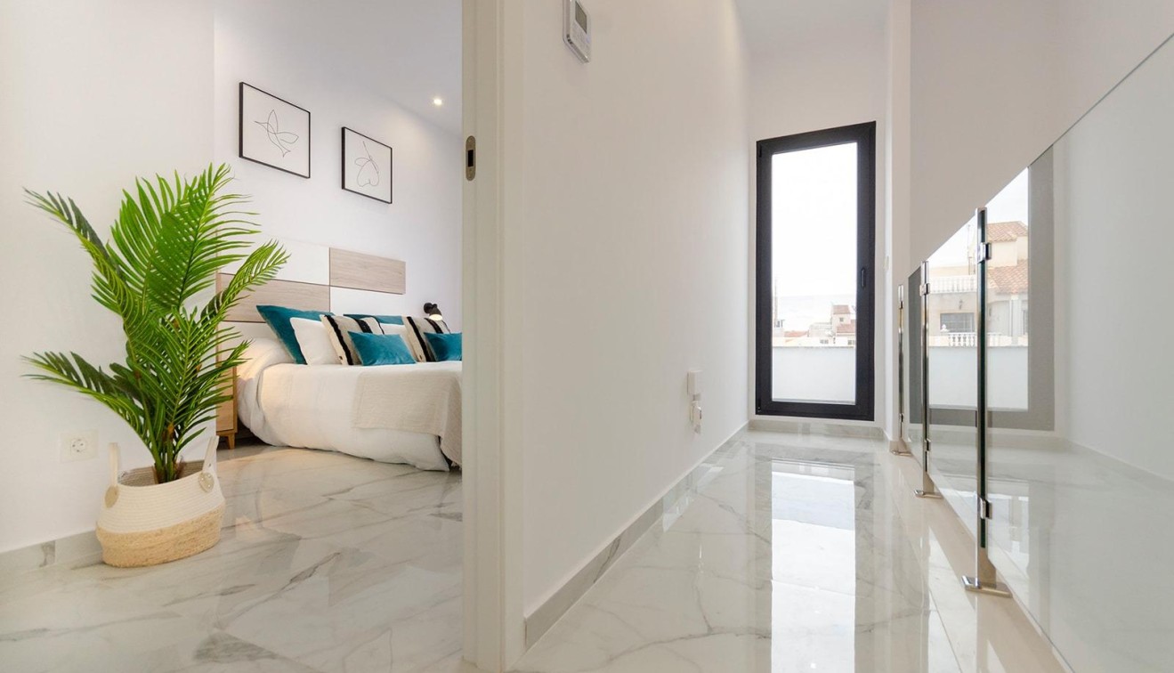 Novostavba - Villa - Torrevieja - Torretas