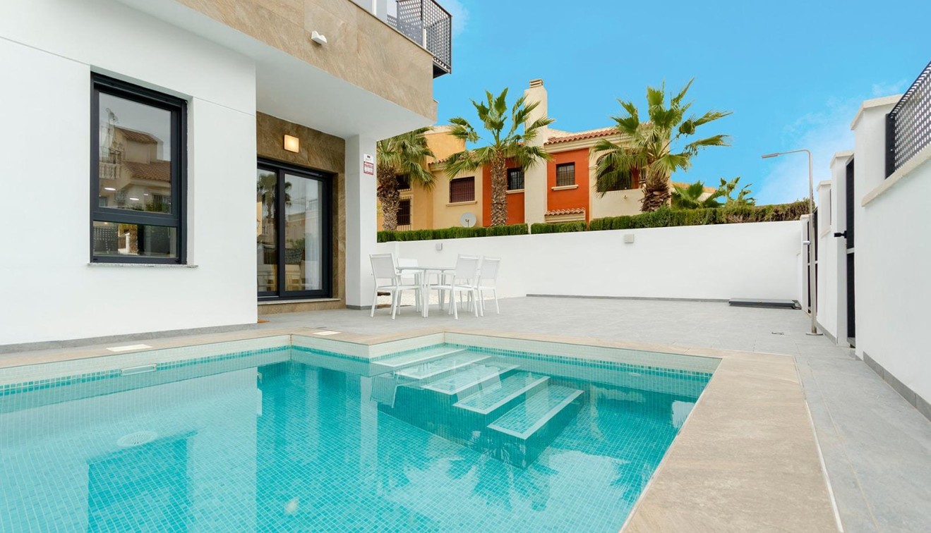 Novostavba - Villa - Torrevieja - Torretas