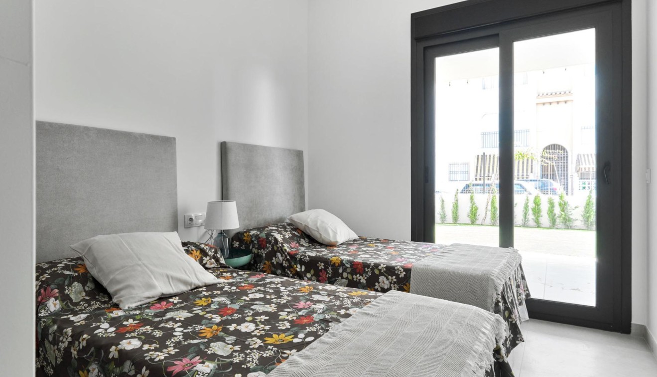 Nowo zbudowane - Bungalow - Torrevieja - Villa Amalia