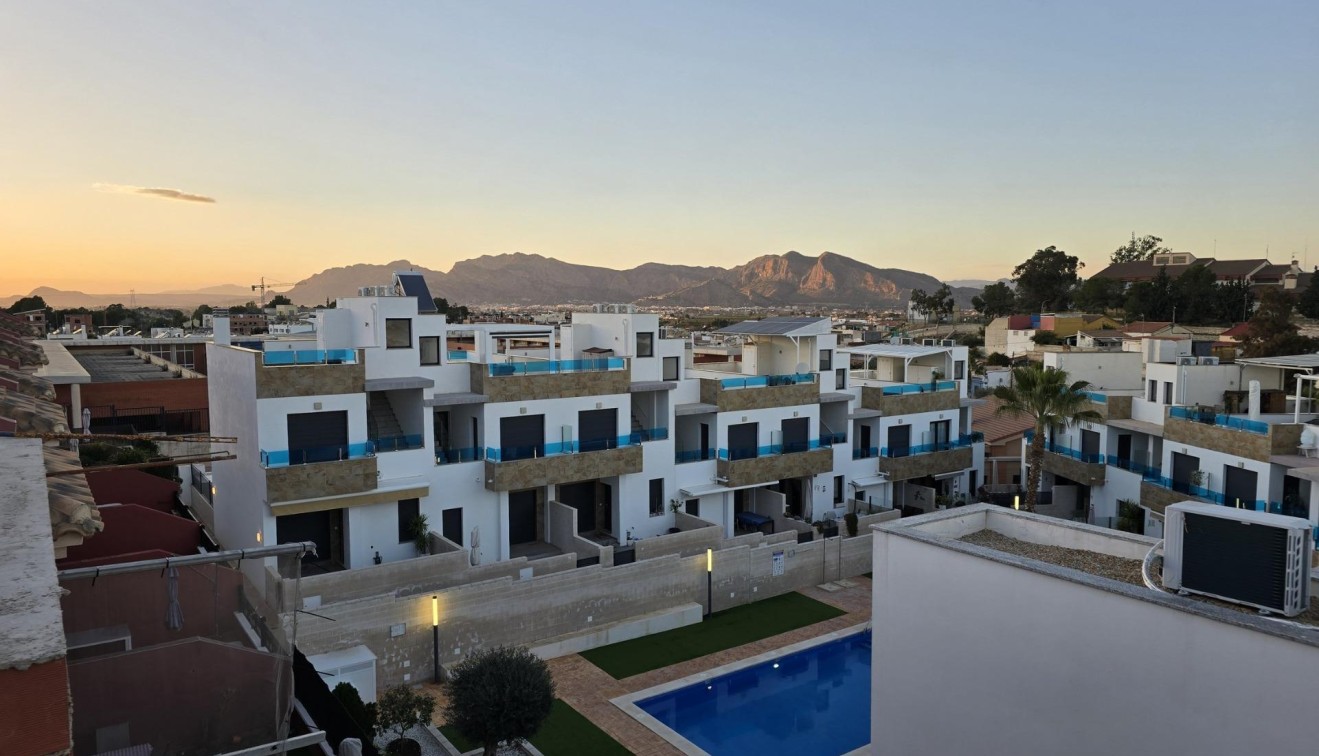 Nowo zbudowane - Town House - Bigastro - pueblo