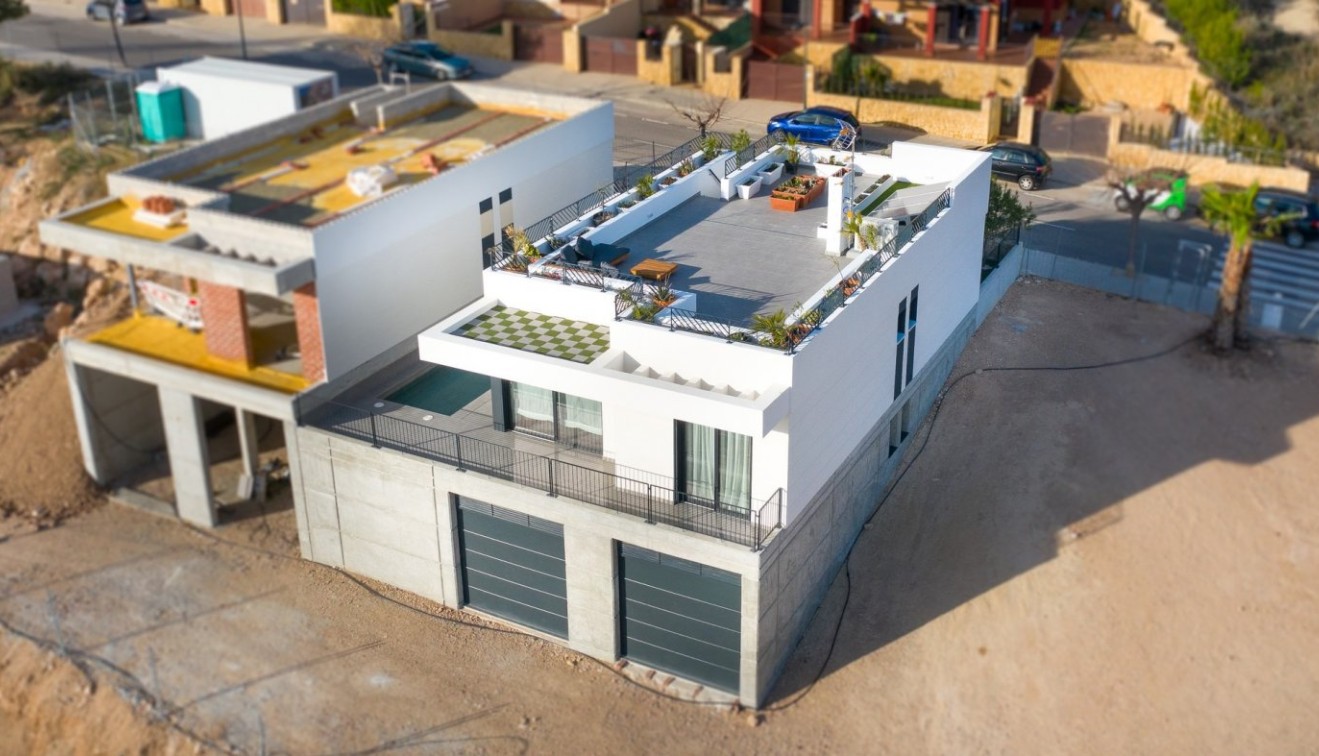 Nowo zbudowane - Willa - Polop - Urbanizaciones