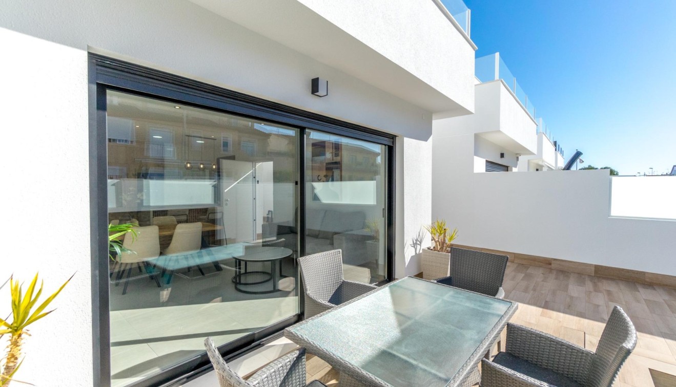 Nowo zbudowane - Willa - San Pedro del Pinatar - Polideportivo