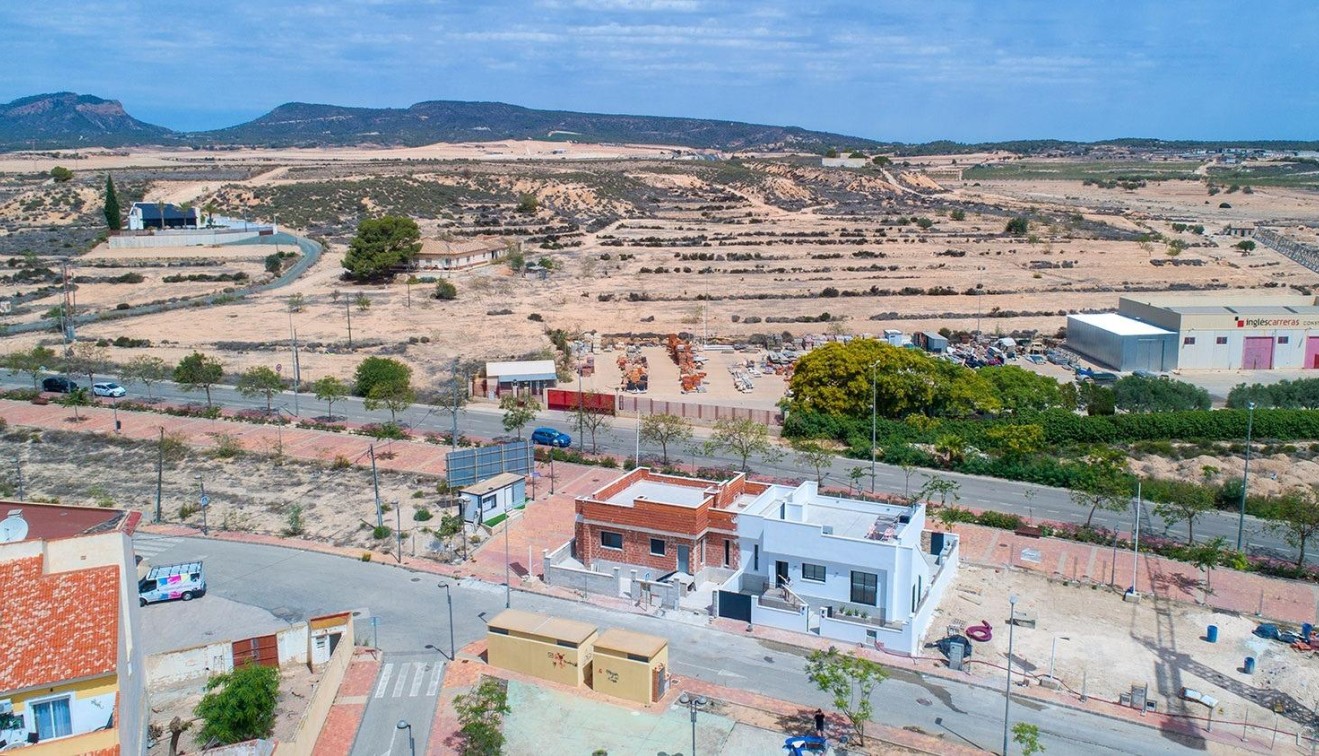 Nowo zbudowane - Willa - Sucina