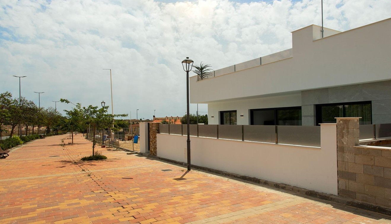 Nowo zbudowane - Willa - Sucina