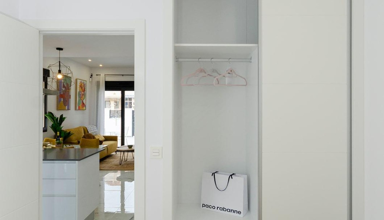 Nowo zbudowane - Willa - Torrevieja - Torretas