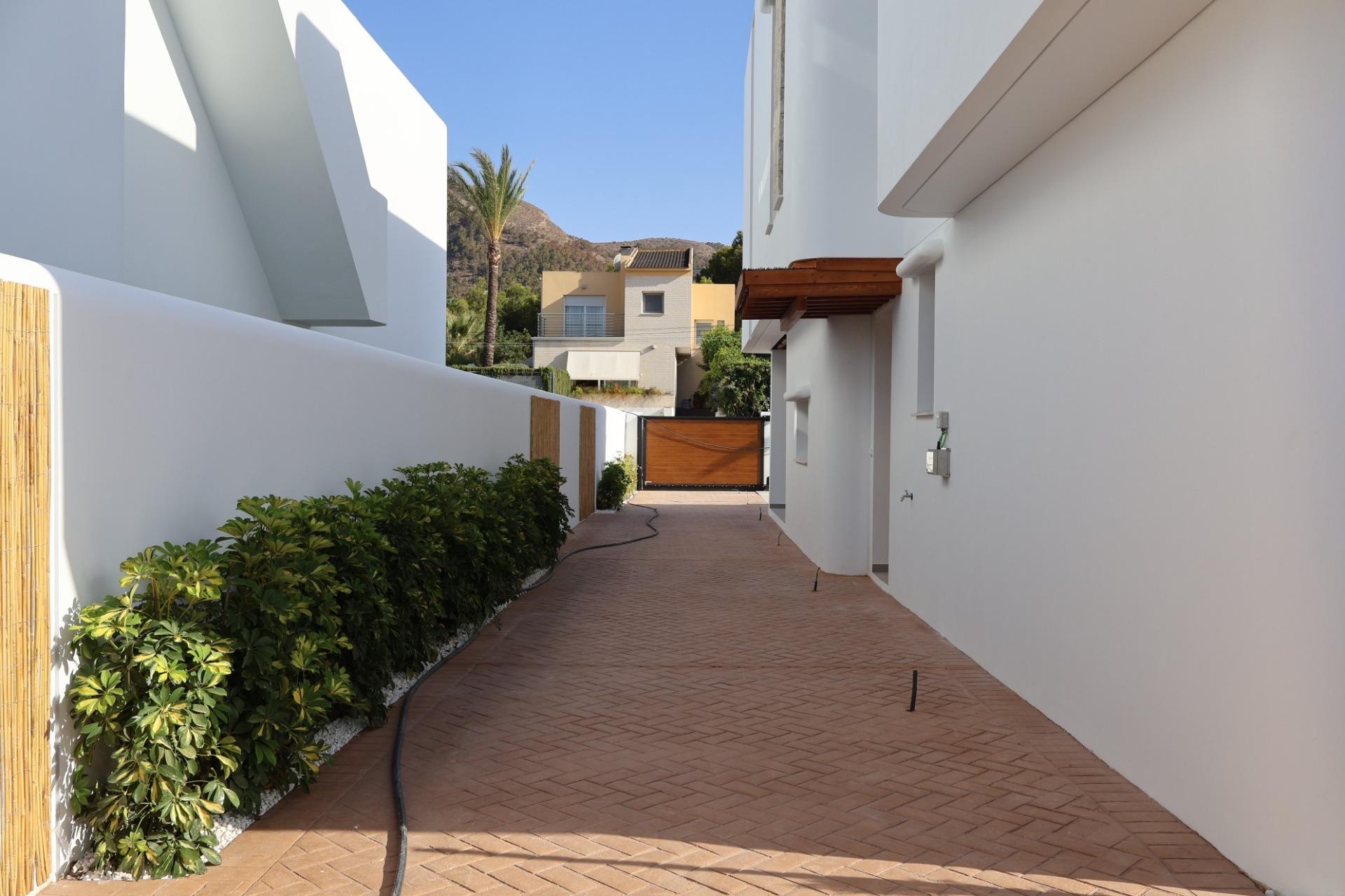 Nueva construcción  - Chalet - Alfas del Pi - El Albir