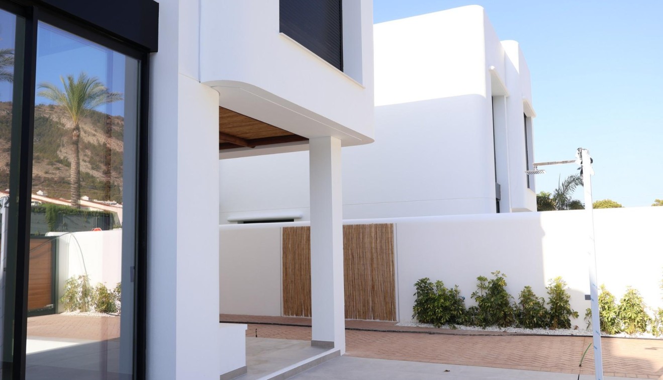 Nueva construcción  - Chalet - Alfas del Pi - El Albir
