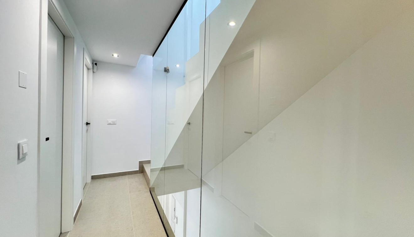 Nueva construcción  - Chalet - Benferri - Benfis Park