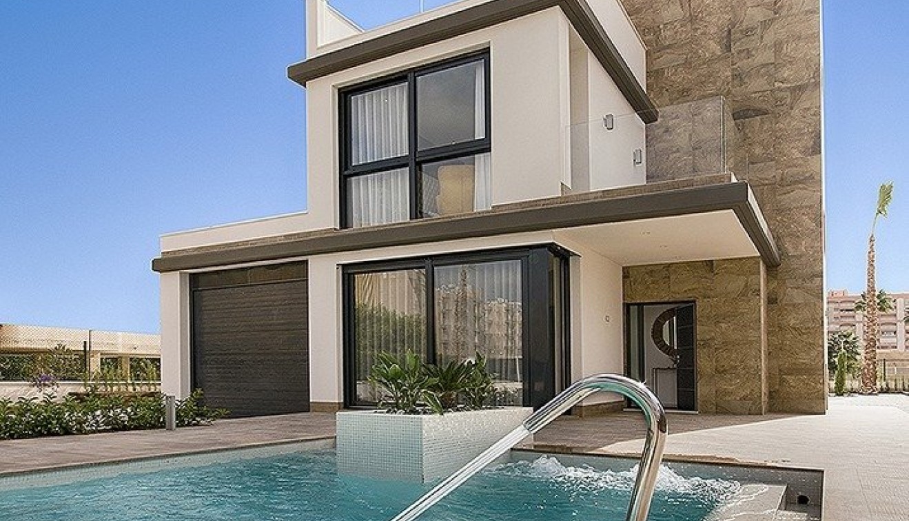 Nueva construcción  - Chalet - Capdepera - Playa honda