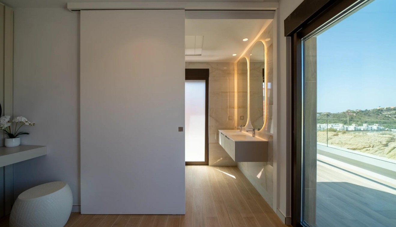 Nueva construcción  - Chalet - Finestrat - Golf Bahia