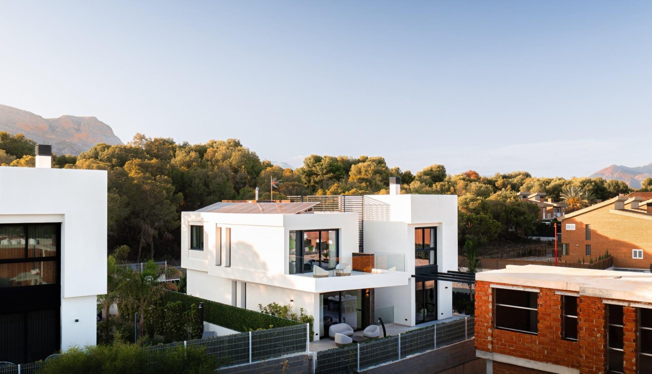 Nueva construcción  - Chalet - La Nucia - Coblanca
