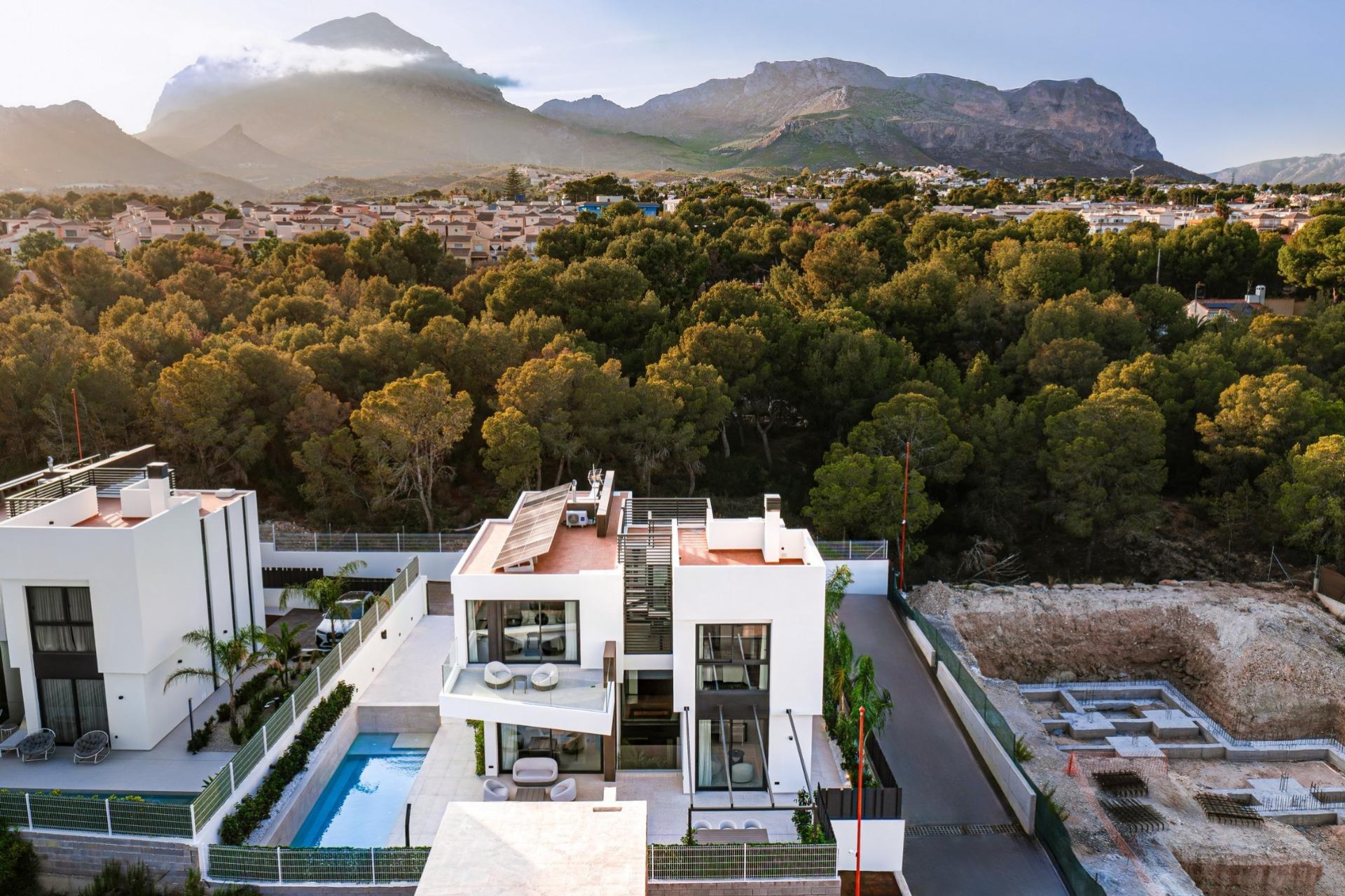 Nueva construcción  - Chalet - La Nucia - Coblanca