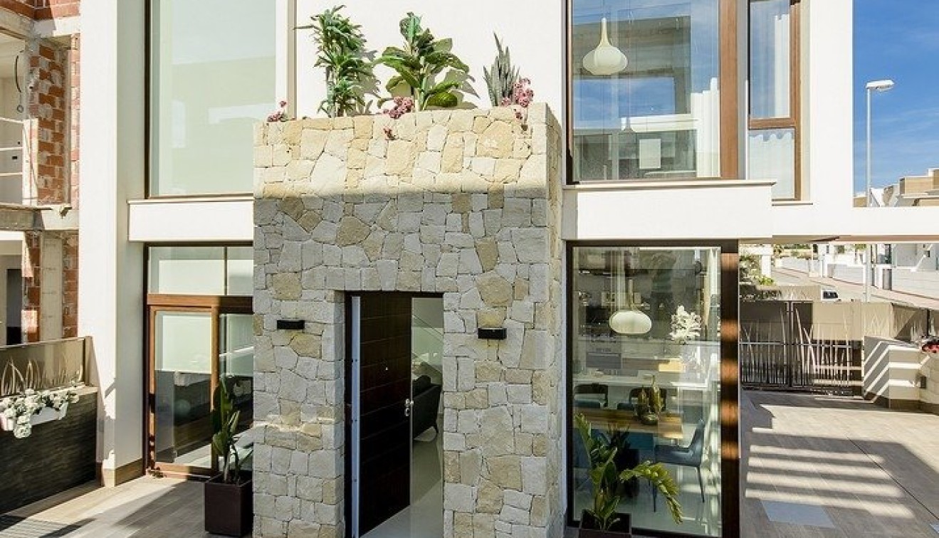 Nueva construcción  - Chalet - Los Montesinos - La herrada