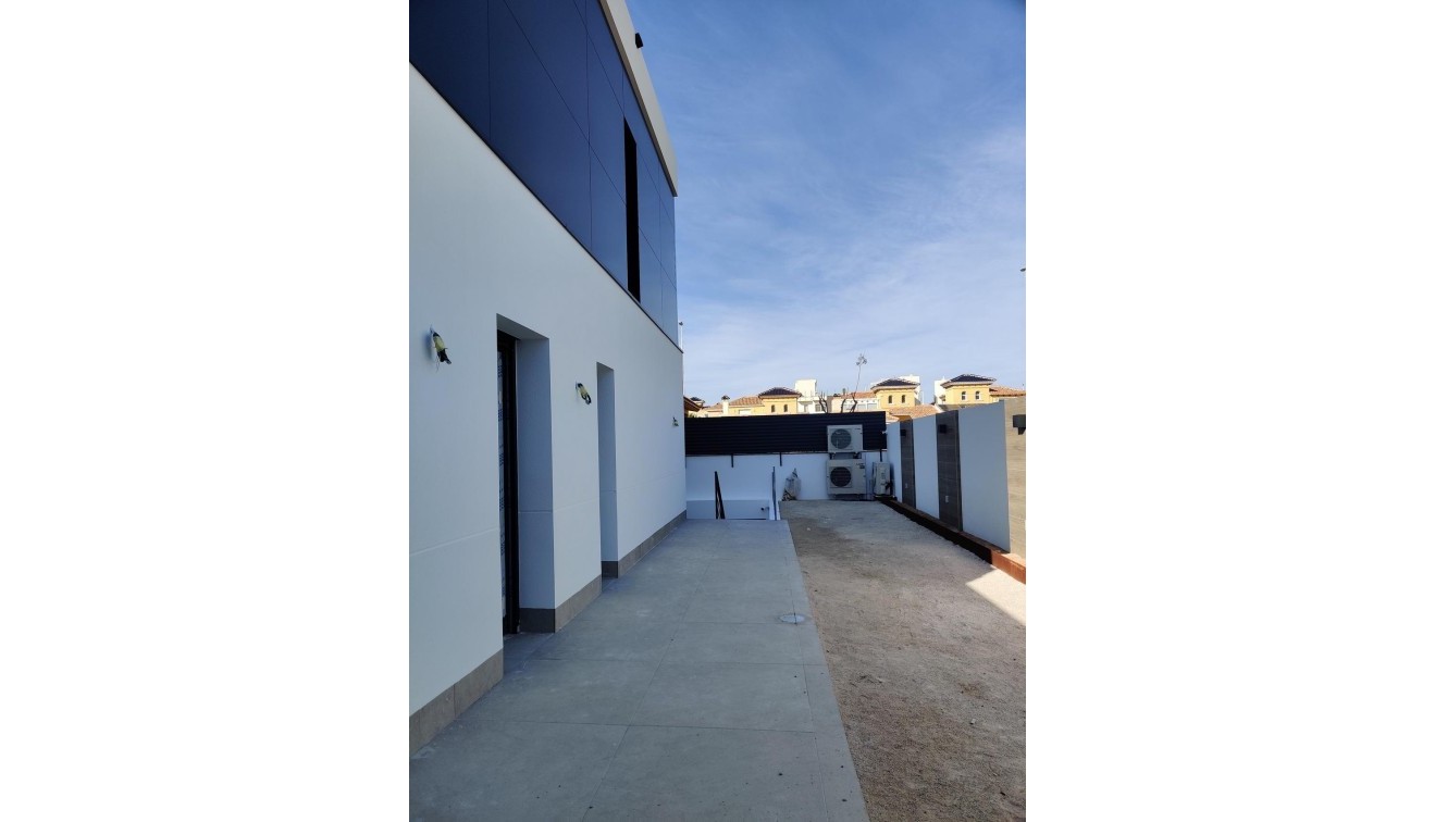 Nueva construcción  - Chalet - Orihuela costa - La Zenia