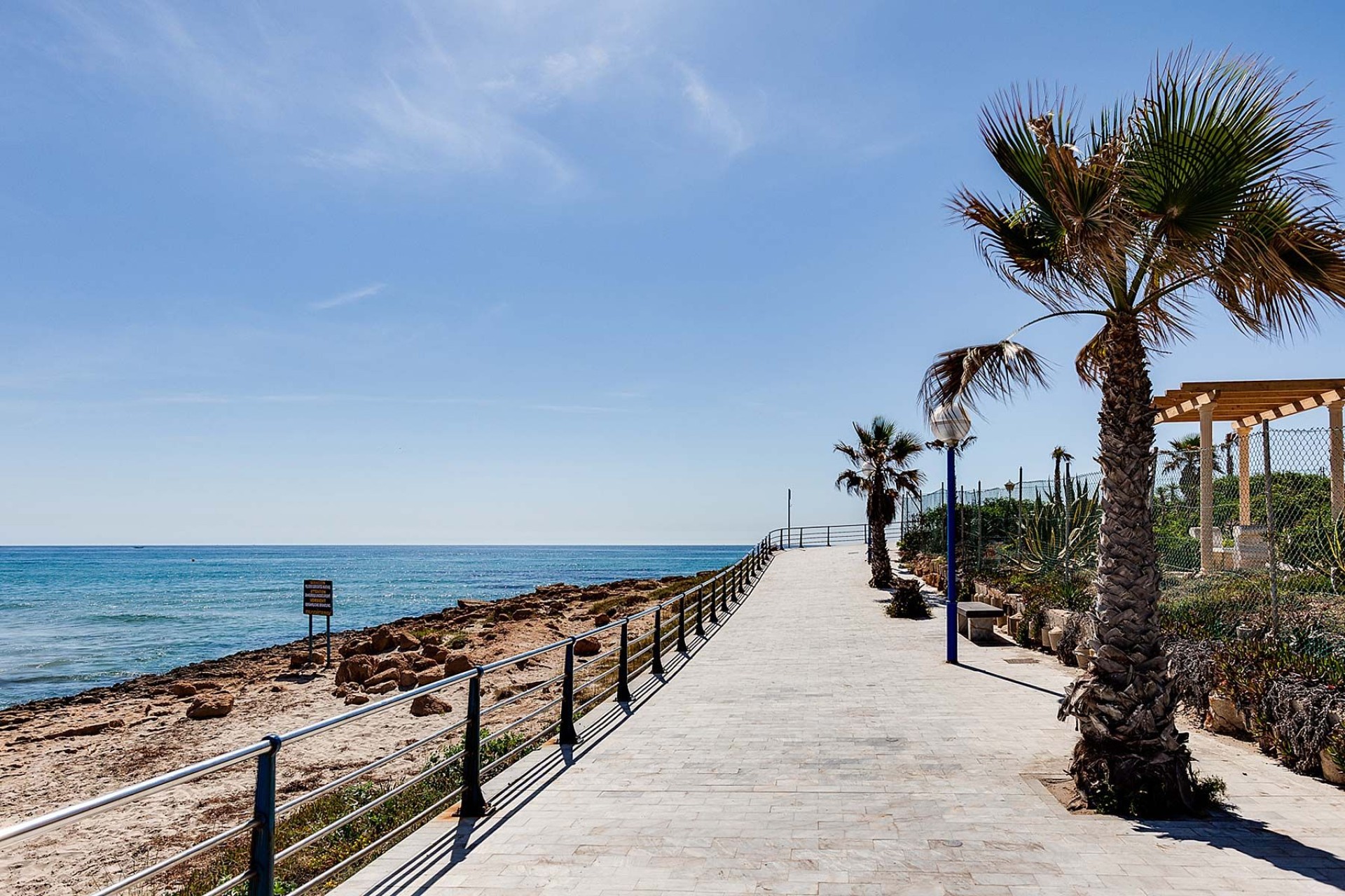 Nueva construcción  - Chalet - Orihuela costa - La Zenia