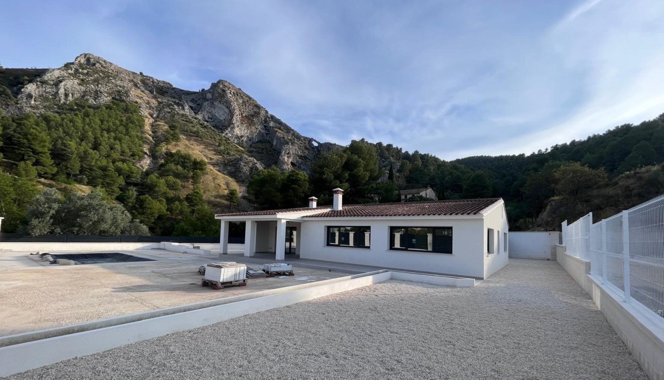 Nueva construcción  - Chalet - Penaguila - El Olivar