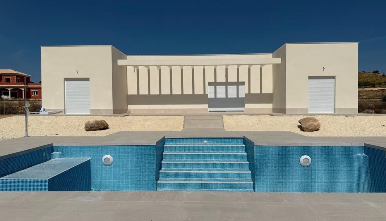 Nueva construcción  - Chalet - Pinoso - Camino Del Prado