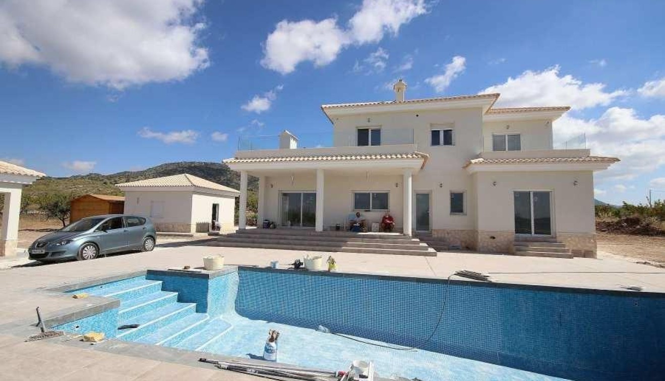 Nueva construcción  - Chalet - Pinoso - Camino Del Prado
