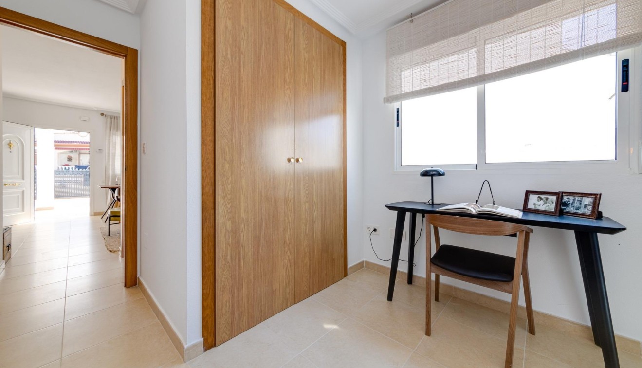 Nueva construcción  - Chalet - San Fulgencio - El Oasis