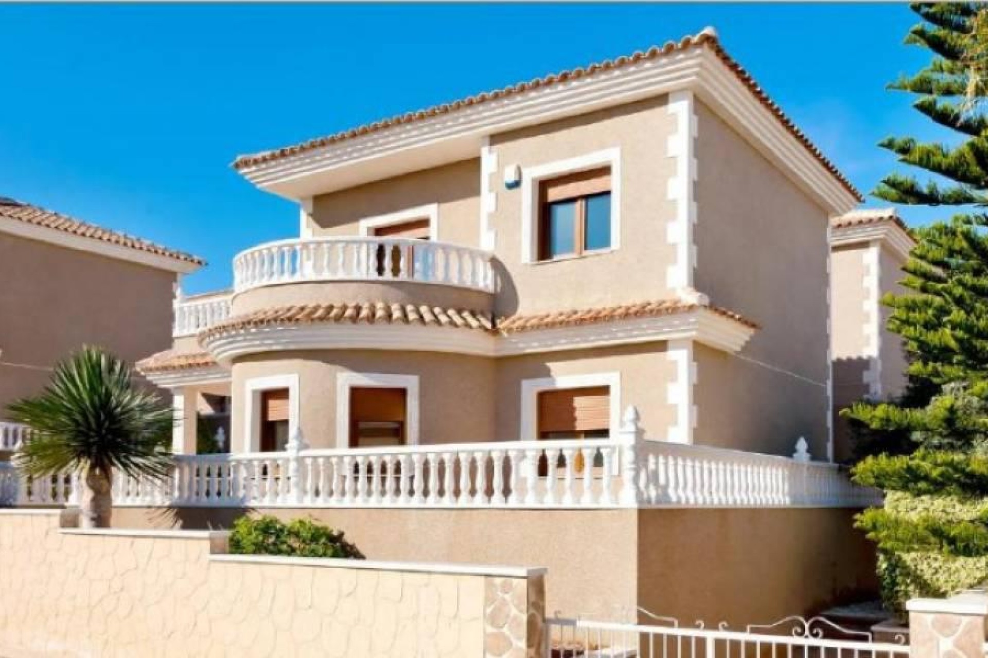 Nueva construcción  - Chalet - Torrevieja - Los Altos