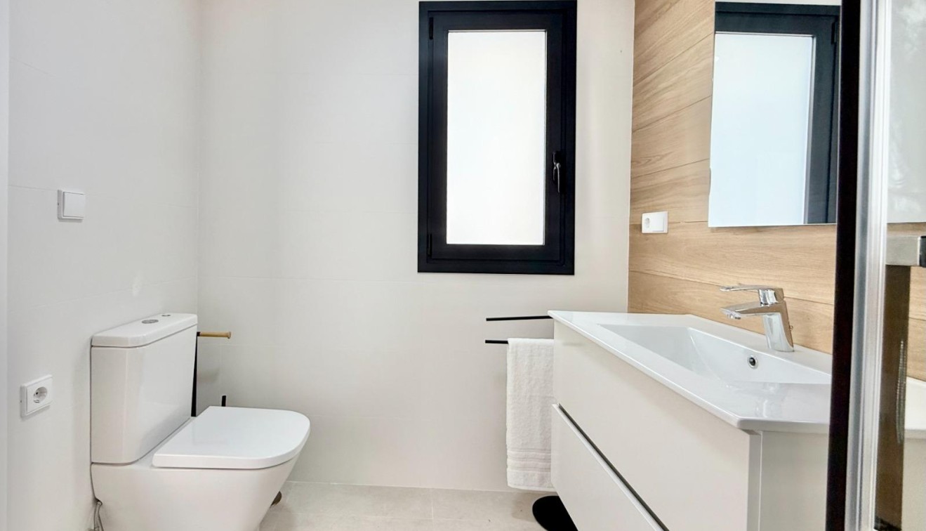 Nueva construcción  - Town House - Cox - San Fernando