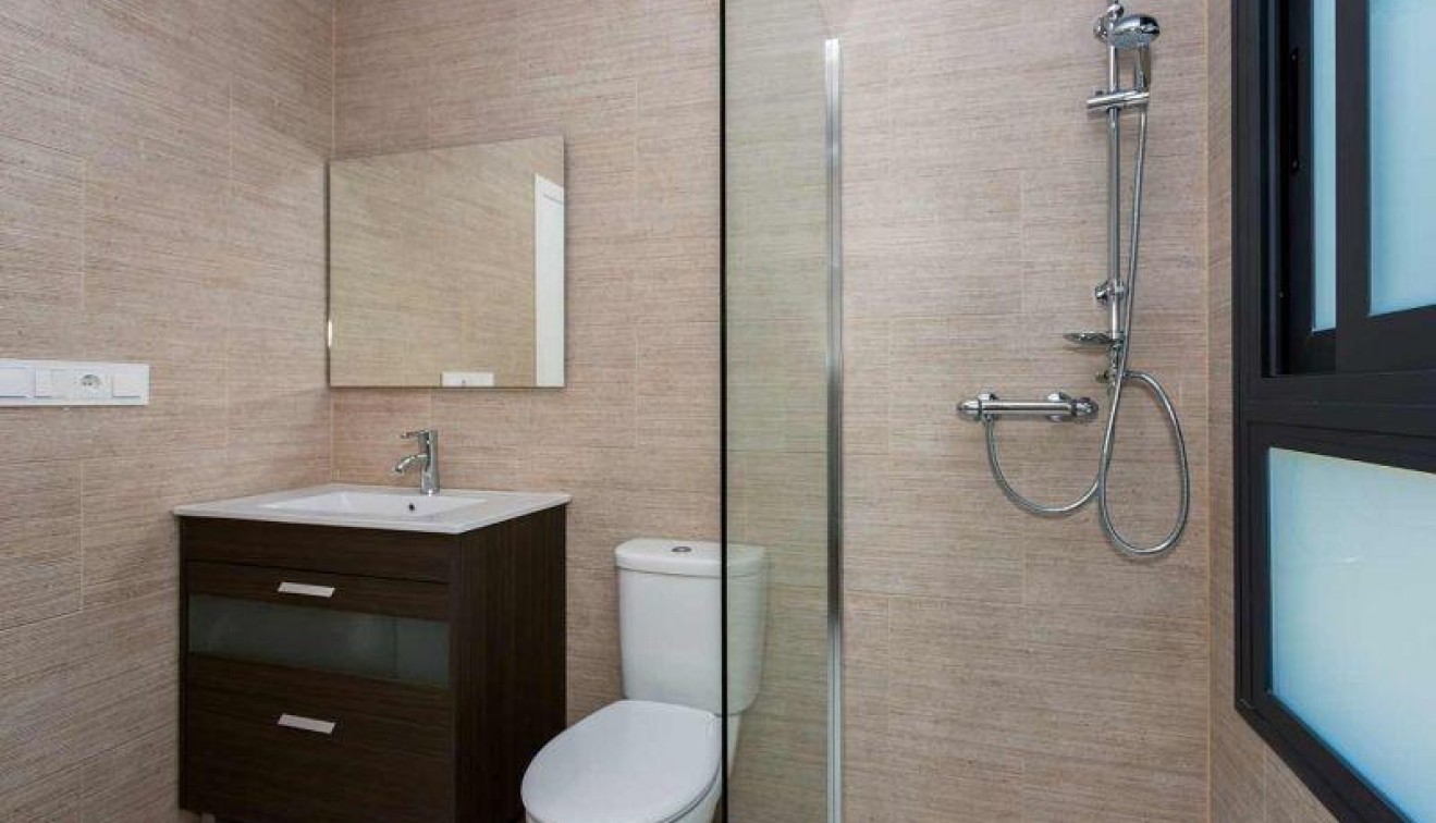 Nybygg - Firemannsbolig - Daya Nueva - Centro