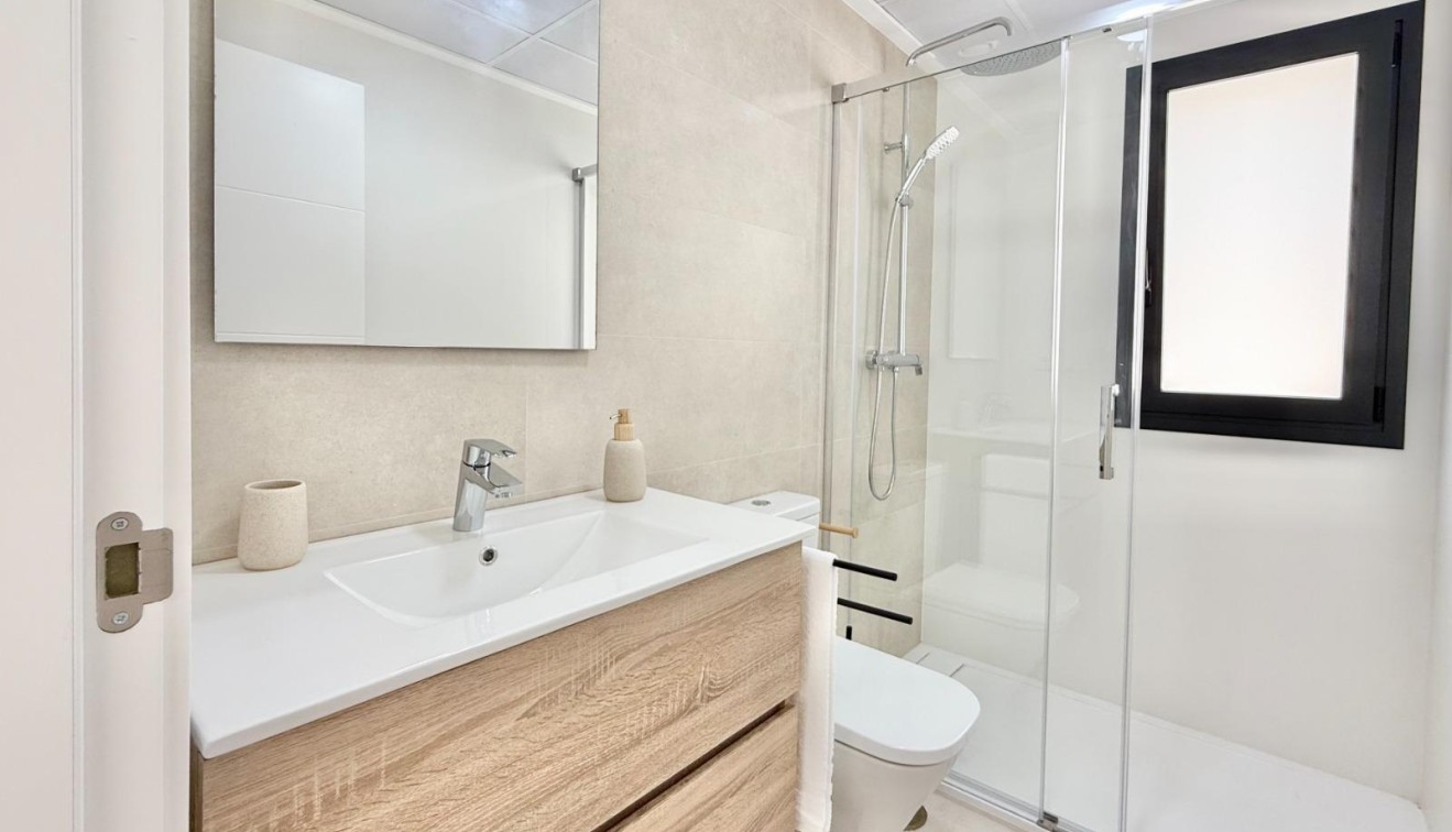 Nybygg - Town House - Cox - San Fernando